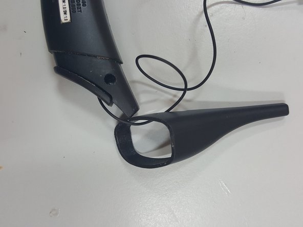 LG Tone Active HBS-850 Speaker Replacement, Locate Hidden Speaker Screw: crwdns2935265:04crwdnd2935265:02crwdnd2935265:02crwdne2935265:0