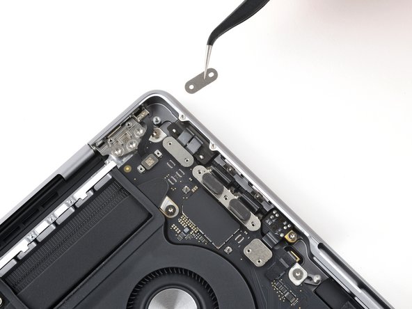 MacBook Pro 14" Late 2023 (M3) USB-C Ports Replacement, Remove the right-side connector covers: crwdns2935265:027crwdnd2935265:02crwdnd2935265:03crwdne2935265:0