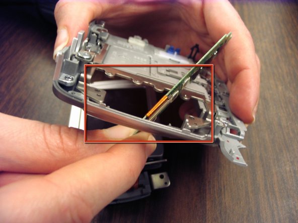 JVC GR-D290U LCD Screen Replacement: crwdns2935265:013crwdnd2935265:02crwdnd2935265:03crwdne2935265:0