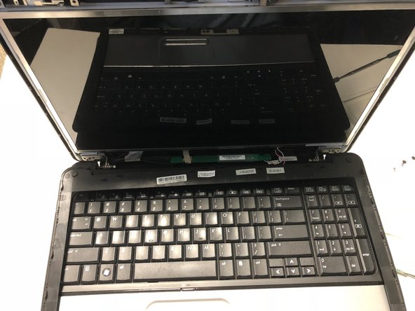 Compaq Presario CQ60-211DX Display Assembly Replacement: crwdns2935265:03crwdnd2935265:02crwdnd2935265:02crwdne2935265:0