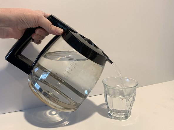 Descaling a Cuisinart 12-Cup Coffee Maker: crwdns2935265:010crwdnd2935265:02crwdnd2935265:03crwdne2935265:0