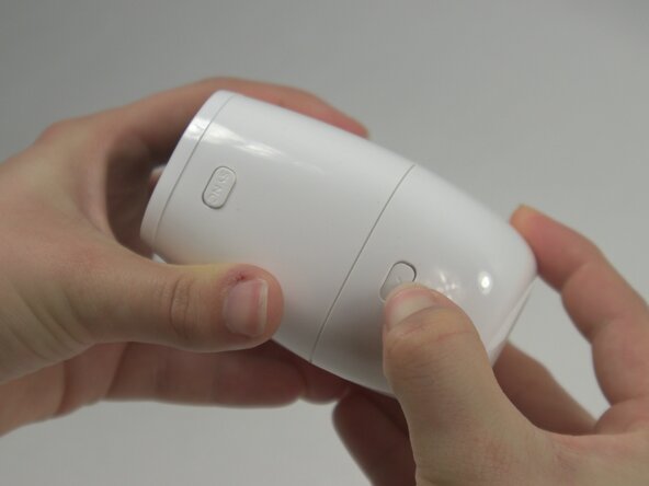 Arlo Pro 2 Camera Lens Replacement, Camera Motherboard: crwdns2935265:01crwdnd2935265:02crwdnd2935265:03crwdne2935265:0