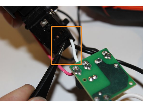 Black and Decker BDEDMT Trigger Device Replacement: crwdns2935265:05crwdnd2935265:02crwdnd2935265:03crwdne2935265:0