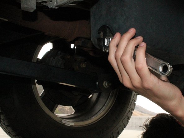 2007-2012 Jeep Wrangler Oil Change: crwdns2935265:05crwdnd2935265:02crwdnd2935265:02crwdne2935265:0