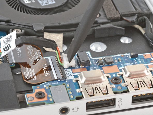 HP EliteBook 840 Aero G8 USB Board Replacement, Disconnect the USB board cables: crwdns2935265:08crwdnd2935265:03crwdnd2935265:03crwdne2935265:0