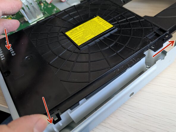 Panasonic DP-UB150-K Laser Replacement, Refit the drive cover: crwdns2935265:014crwdnd2935265:02crwdnd2935265:02crwdne2935265:0