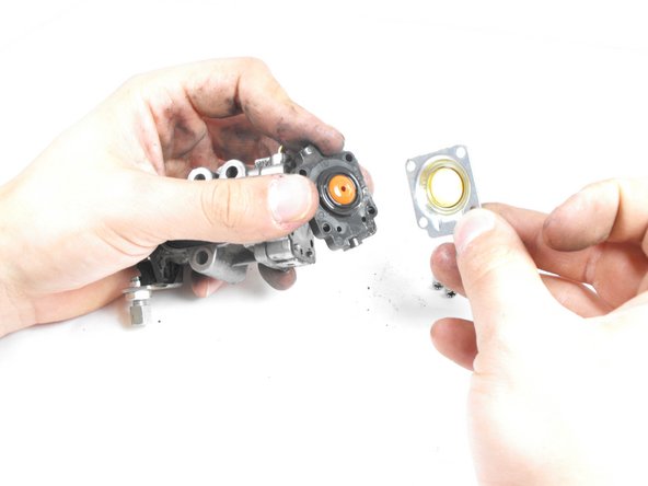 RedMax Trimmer Carburetor Replacement: step 6, image 2 of 3