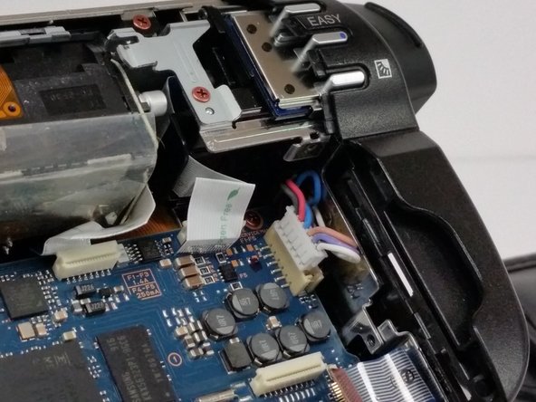 Sony Handycam DCR-DVD650 Disk Door Replacement: crwdns2935265:010crwdnd2935265:03crwdnd2935265:03crwdne2935265:0