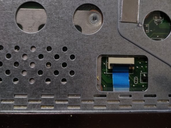 Asus K53S -X156V Thermal Paste Replacement, removing flat cables: crwdns2935265:09crwdnd2935265:03crwdnd2935265:03crwdne2935265:0