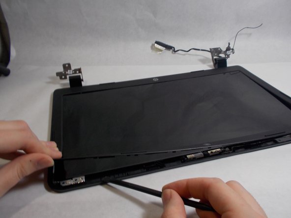 HP 15-g071nr Screen Replacement: crwdns2935265:015crwdnd2935265:02crwdnd2935265:03crwdne2935265:0