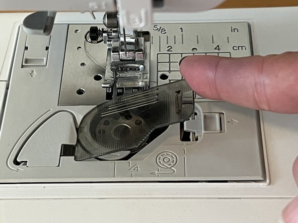 How to Fix a Squeaky Brother SC 9500 Computerized Sewing Machine: step 3, image 2 of 3