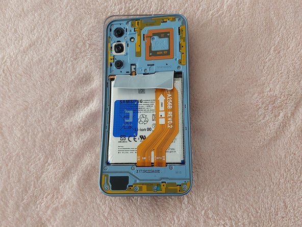 Open the phone, The phone: step 1, image 3 of 3