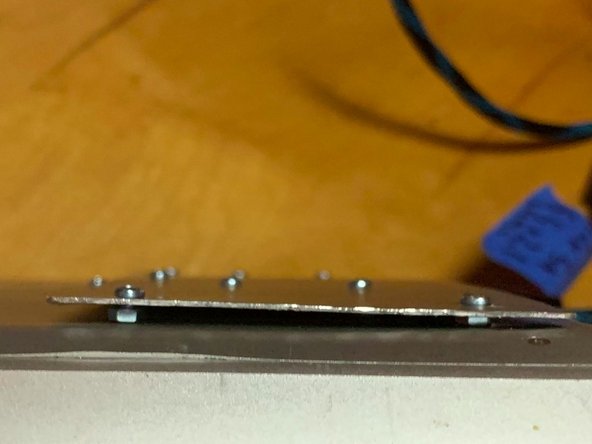 MacBook Pro Screen Conversion, Mounting the video control board: crwdns2935265:09crwdnd2935265:02crwdnd2935265:02crwdne2935265:0