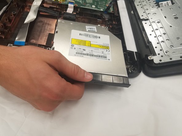 HP Pavilion 15-d035dx Disk Drive Replacement: crwdns2935265:09crwdnd2935265:02crwdnd2935265:03crwdne2935265:0