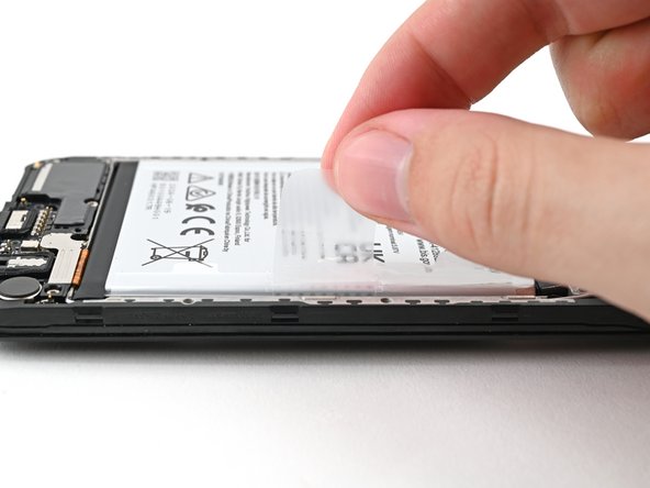 HMD Fusion Business Battery Replacement, Remove the battery: crwdns2935265:011crwdnd2935265:02crwdnd2935265:03crwdne2935265:0