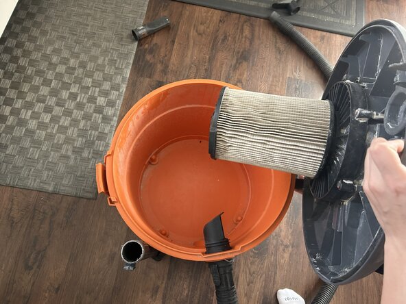 How to Unclog a Sink Using a Wet Vacuum: Schritt 4, Bild 3 von 3