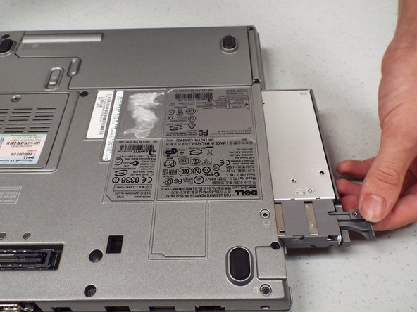 Dell Latitude D820 Thermal Paste Replacement: crwdns2935265:03crwdnd2935265:02crwdnd2935265:03crwdne2935265:0