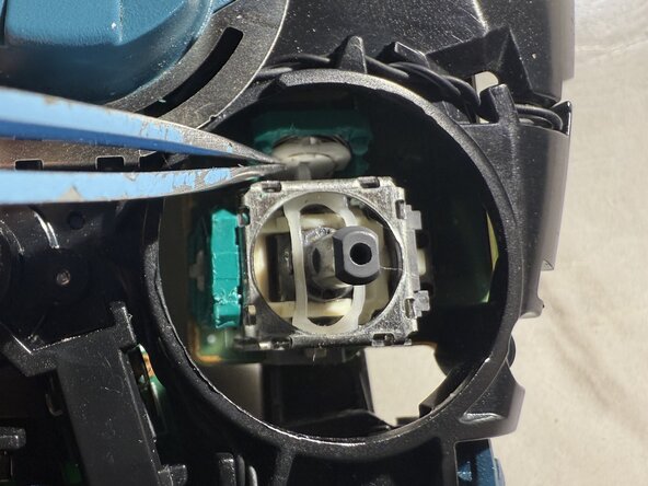 How to Fix Xbox Series (Model 1914) Controller Stick Drift Without Soldering: Schritt 7, Bild 2 von 3