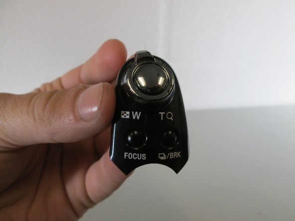 Sony Cyber-shot DSC-HX1 Button Assembly Replacement: crwdns2935265:05crwdnd2935265:02crwdnd2935265:02crwdne2935265:0