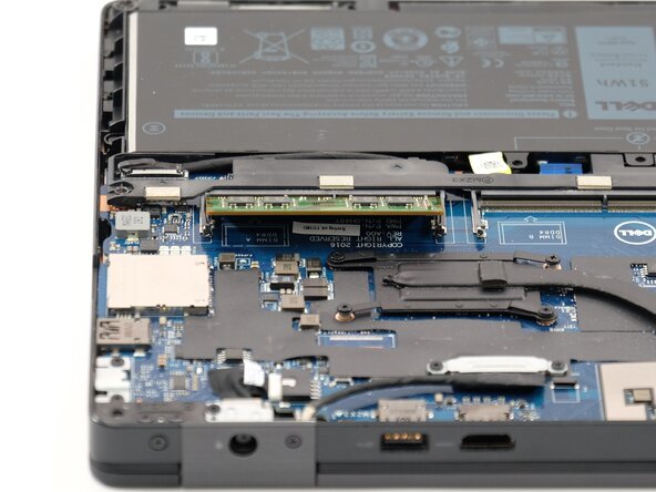 Dell Latitude 5580 RAM Replacement: crwdns2935265:02crwdnd2935265:03crwdnd2935265:03crwdne2935265:0