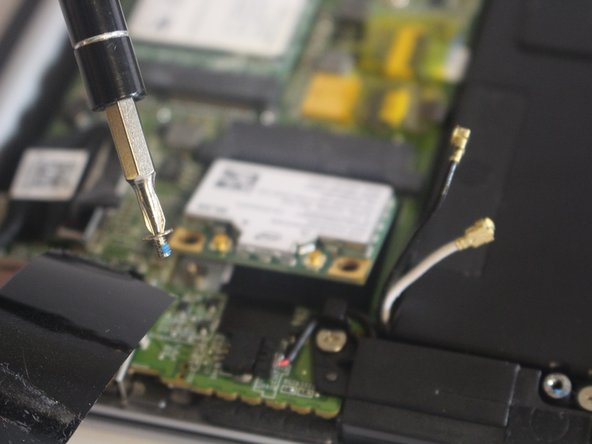 Dell XPS 13 L321X Wireless Card Replacement: crwdns2935265:04crwdnd2935265:02crwdnd2935265:02crwdne2935265:0