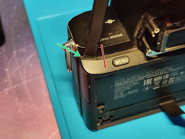 Sony A7 II Top Flex Cable replacement, Removing the front shell: crwdns2935265:011crwdnd2935265:02crwdnd2935265:03crwdne2935265:0