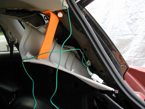 Installing a Tow Hitch on a 2013 RAV4: crwdns2935265:012crwdnd2935265:02crwdnd2935265:02crwdne2935265:0