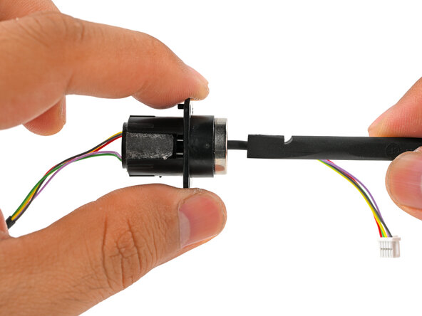 Logitech RS50 Base Slip Ring vervangen, De slipring-adapter verwijderen: stap 24, afbeelding 1 van 3