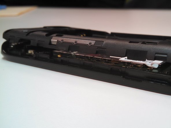 Kyocera Event Ear Piece Speaker Replacement, Remove the back assembly: crwdns2935265:04crwdnd2935265:02crwdnd2935265:03crwdne2935265:0