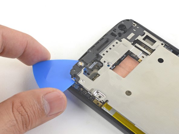 Motorola Moto X4 Front-facing Camera Replacement: crwdns2935265:017crwdnd2935265:02crwdnd2935265:02crwdne2935265:0