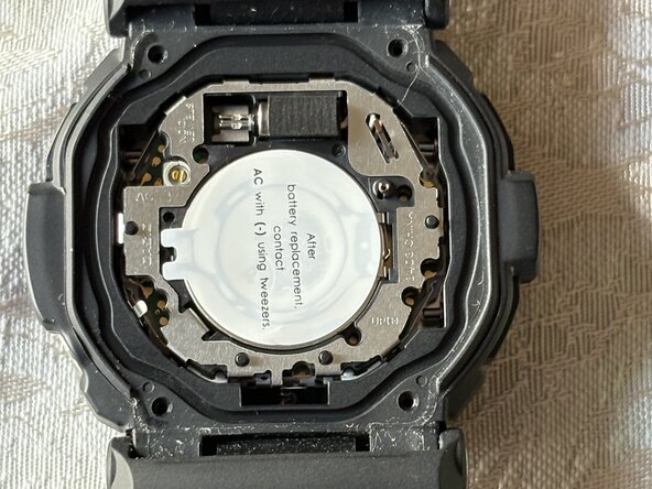 Casio G-Shock GD-350 Battery Replacement: crwdns2935265:05crwdnd2935265:01crwdnd2935265:03crwdne2935265:0