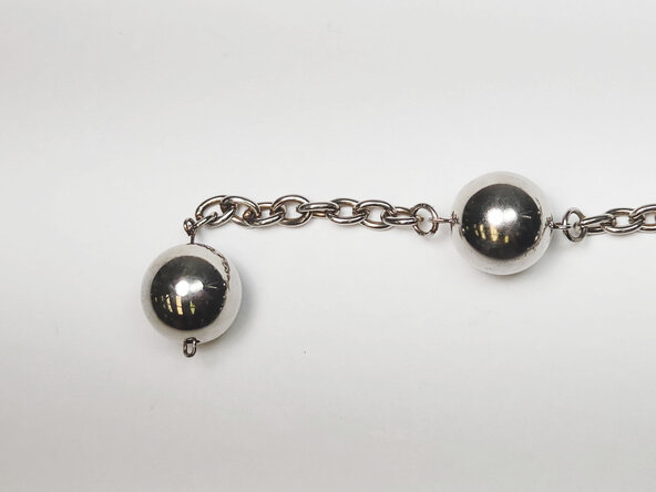 How to Repair A Broken Metal Waist Chain: crwdns2935265:04crwdnd2935265:03crwdnd2935265:03crwdne2935265:0