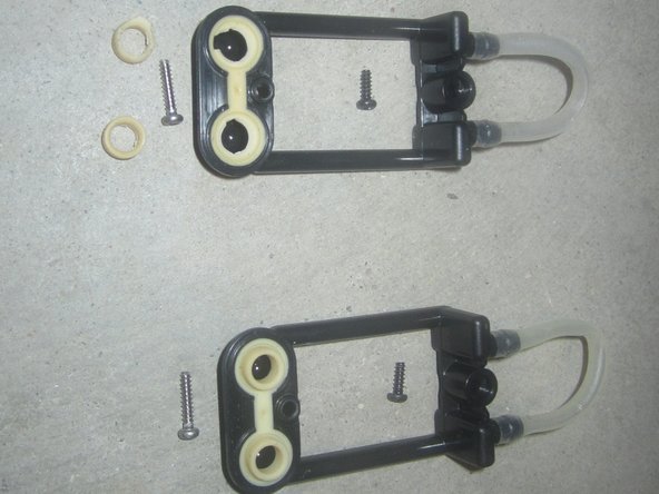 iRobot Scooba 450 Peristaltic Pump Tube and Gasket Replacement, A  Picture of the Problem: crwdns2935265:01crwdnd2935265:02crwdnd2935265:02crwdne2935265:0