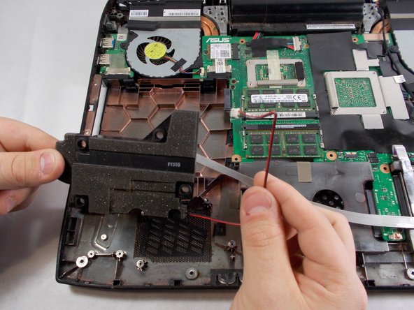 Asus ROG G751JL-BSI7T28 Speaker Replacement: crwdns2935265:013crwdnd2935265:03crwdnd2935265:03crwdne2935265:0