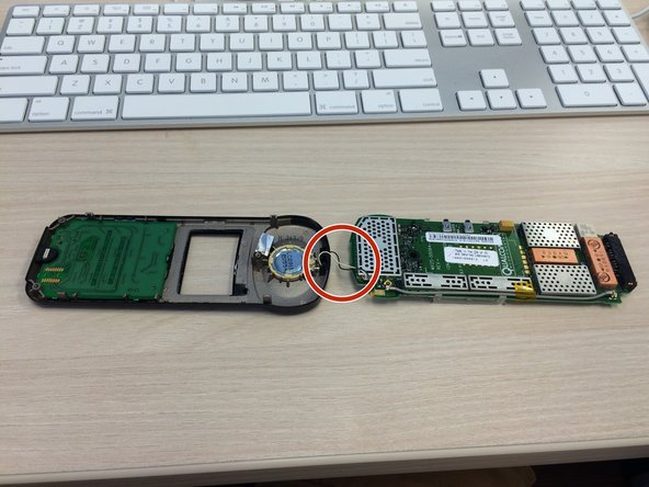 Qualcomm QCP-2760 Keypad Replacement: crwdns2935265:05crwdnd2935265:02crwdnd2935265:02crwdne2935265:0