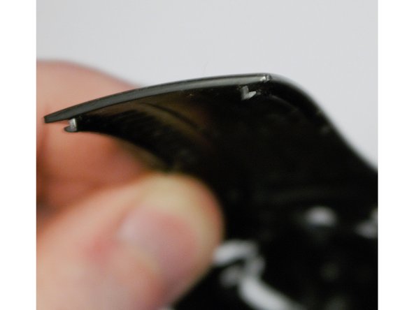 Beats Studio 2.0 Exploratory Teardown, Method for separating outer plastic pieces: crwdns2935265:03crwdnd2935265:03crwdnd2935265:03crwdne2935265:0