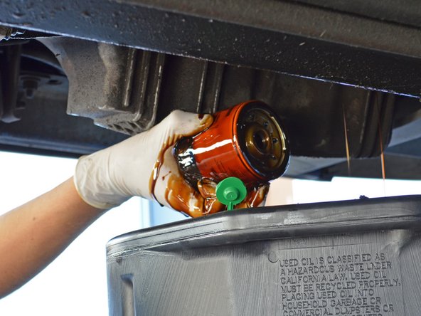 1995-1999 Dodge/Plymouth Neon Oil Change (SOHC): crwdns2935265:06crwdnd2935265:03crwdnd2935265:03crwdne2935265:0