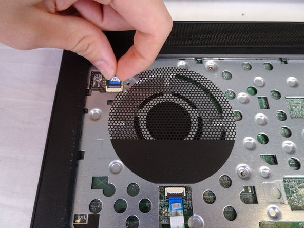 HP 15-f009wm Cooling System Replacement: crwdns2935265:015crwdnd2935265:03crwdnd2935265:03crwdne2935265:0