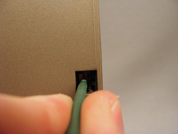 Twentieth Anniversary Mac Teardown: step 8, image 2 of 3