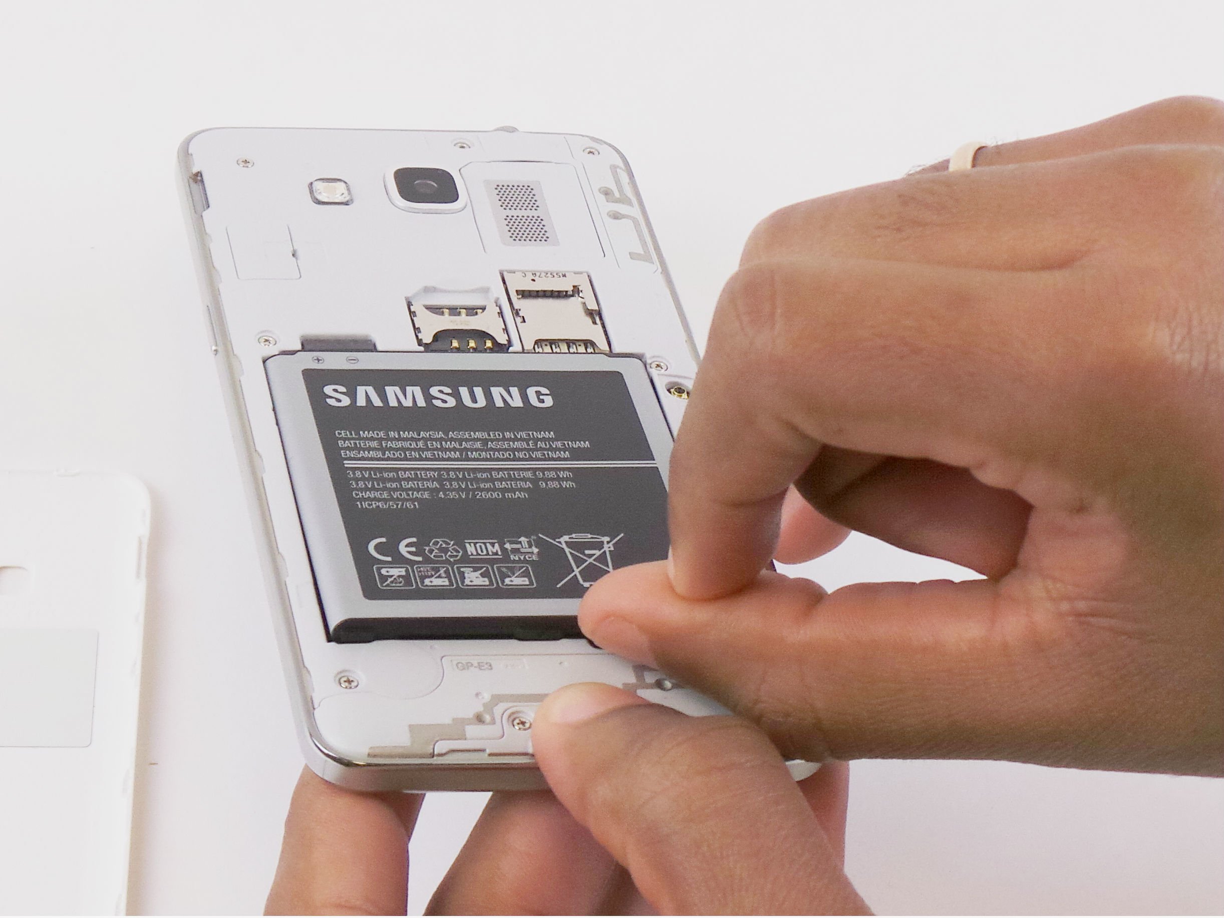 Acteur spiegel Begraafplaats Samsung Galaxy Grand Prime Battery Replacement - iFixit Repair Guide