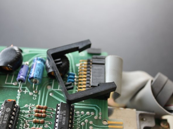 Apple Disk II Floppy Disk Subsystem Teardown and Optical Drive Conversion, Disconnect cables: step 6, image 2 of 3