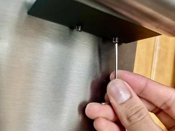 Frigidaire FPBS2778UF5 Drawer Handle Replacement: adım 7, 3 resimden 3.