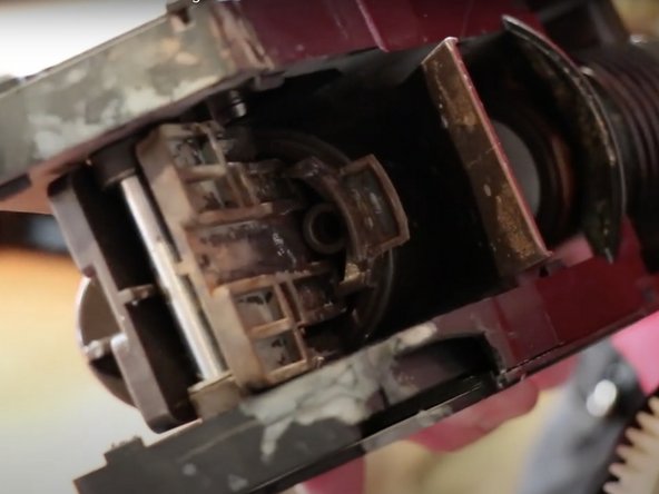 How to Prevent Mold in your Coffee Machine, Descaling Your Coffee Machine: crwdns2935265:04crwdnd2935265:02crwdnd2935265:03crwdne2935265:0