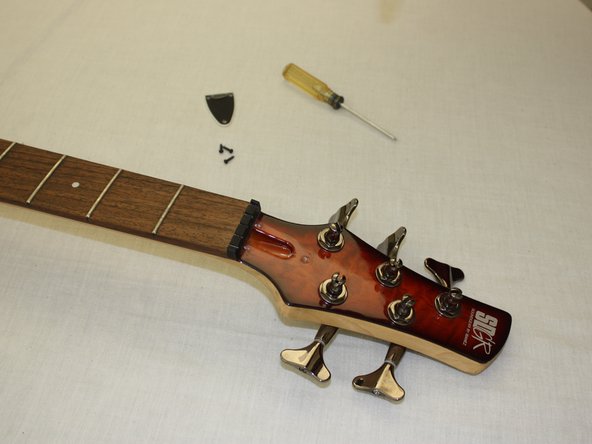 Adjusting Ibanez SR405QM Truss Rod: crwdns2935265:016crwdnd2935265:02crwdnd2935265:02crwdne2935265:0