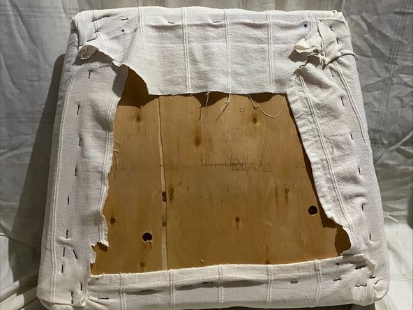 Dinning Chair Seat Cushion and Upholstery Replacement: crwdns2935265:04crwdnd2935265:03crwdnd2935265:03crwdne2935265:0