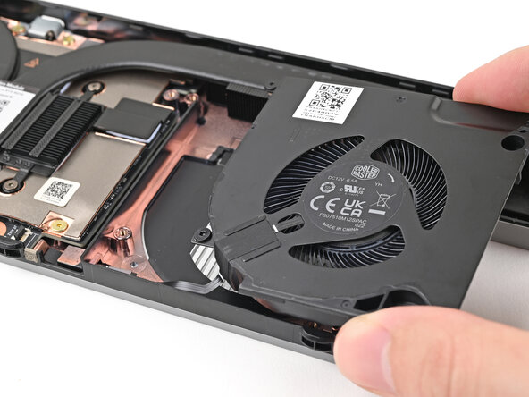 Framework Laptop 16 Graphics Module Fan Replacement, Place the fan: paso 19, imagen 1 de 3