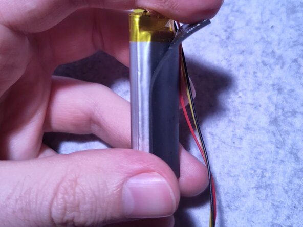 Valve Index Controller Right Index Controller Battery Replacement, Transfer the rubberized part.: crwdns2935265:05crwdnd2935265:03crwdnd2935265:03crwdne2935265:0