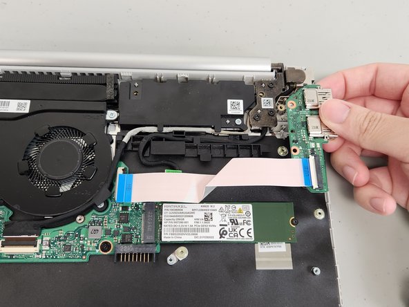 HP 15-dy2024nr I/O Board Replacement: crwdns2935265:06crwdnd2935265:02crwdnd2935265:02crwdne2935265:0