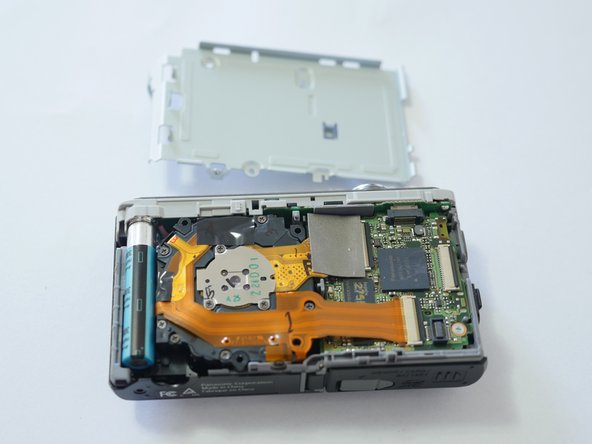 Panasonic Lumix DMC-FH27 Main Board PCB Replacement, Step 10: crwdns2935265:010crwdnd2935265:03crwdnd2935265:03crwdne2935265:0