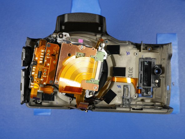 Panasonic Lumix DMC-GH3 Disassembly: crwdns2935265:026crwdnd2935265:02crwdnd2935265:03crwdne2935265:0